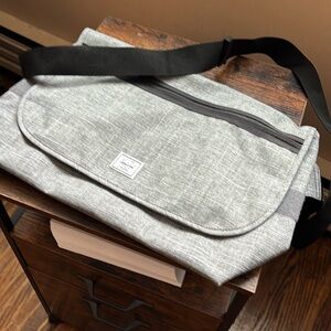 Herschel Grey cross body Satchel messenger bag